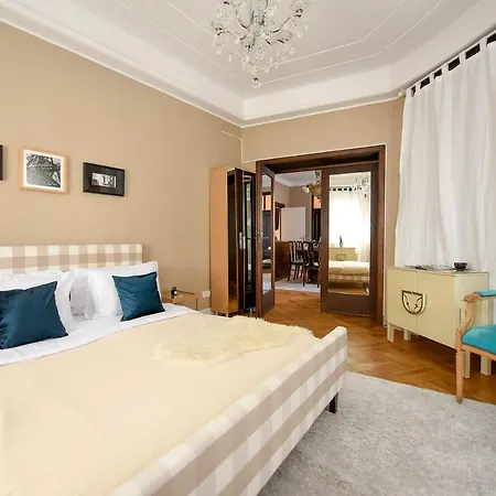 New - Dinner Time & Luxury - Relaxing Terrace - Homey Apartment